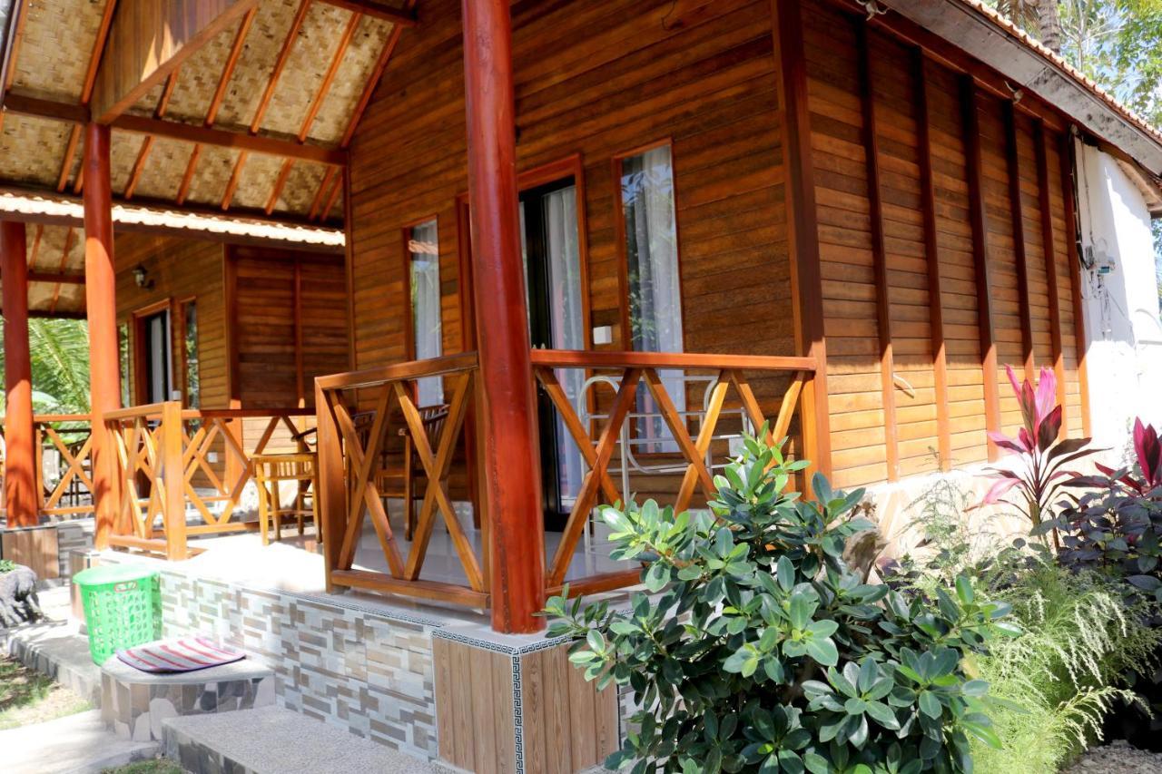 Dangin Kubu Bungalow Sakti Buitenkant foto