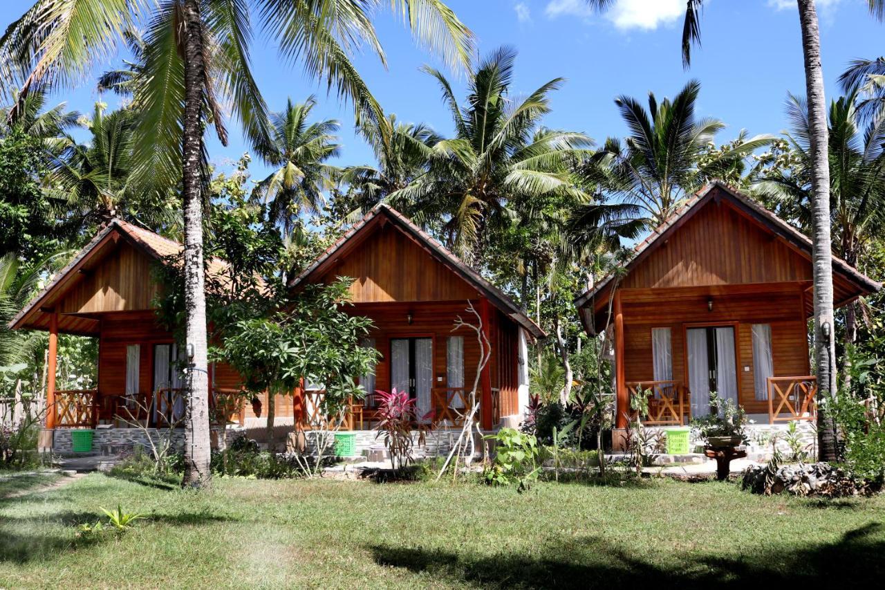 Dangin Kubu Bungalow Sakti Buitenkant foto